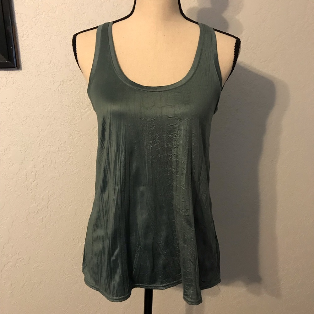 Gap Tank Top